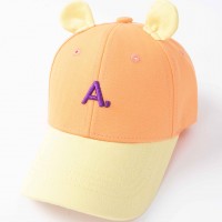 Vasarinė kepurė su snapeliu A (geltonos - oranžinės spl.)